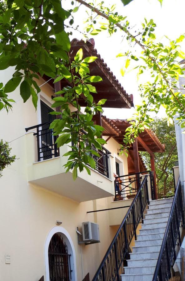 Tholeto Apartments อากิออส กอร์ดิออส ภายนอก รูปภาพ